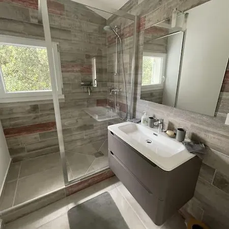 Ilo - Devant La Des Nonnes