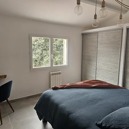 فيلة Ilo - Devant La Des Nonnes *